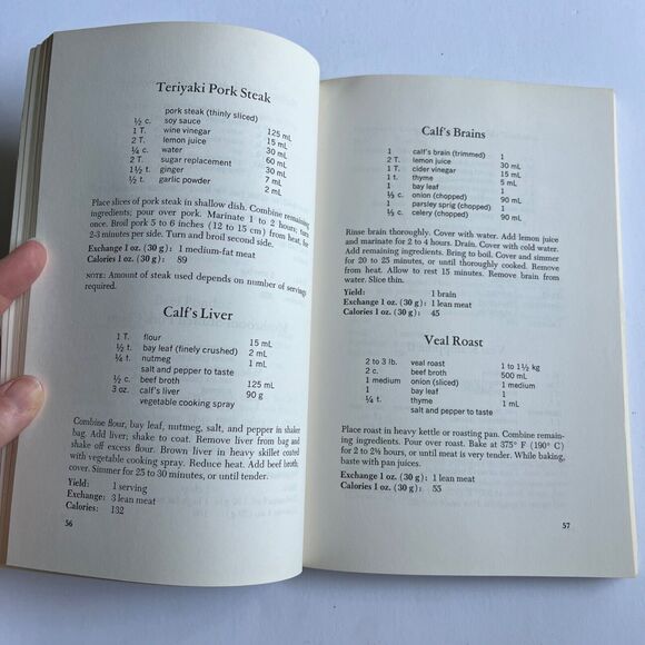 Vintage 1990 Cookbook The Complete Diabetic Cookbook Paperback - Picture 7 of 13